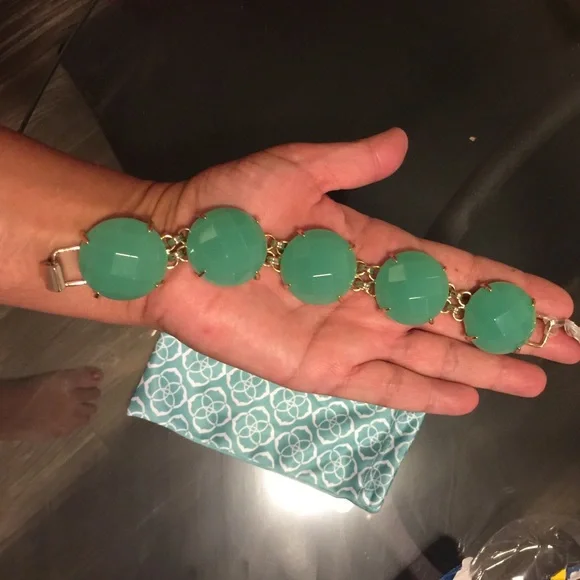 Kendra Scott chalcedony Cassie - Picture 3 of 3